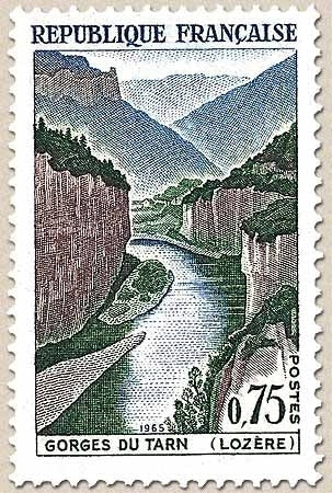 Série touristique. Gorges du Tarn. 75c. Brun violacé, bleu et vert Y1438