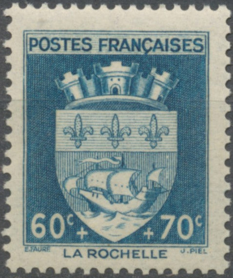 Au profit du Secours national. Armoiries de villes (II) La Rochelle. 60c.+70c. Bleu-vert Neuf luxe ** Y554