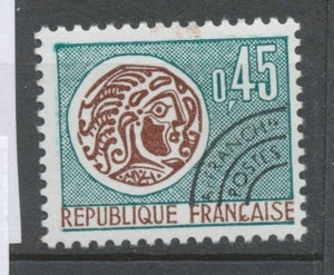 Préoblitérés N°132 Monnaie gauloise.  45c. Bistre et vert ZP132